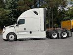 Used 2022 Freightliner Cascadia Detroit DD15AT Semi Truck with Sleeper Cab for sale #411457 - photo 4