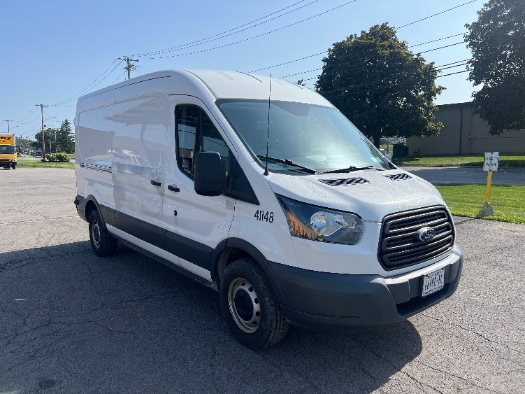 Used 2016 Ford Transit 250 - photo 1