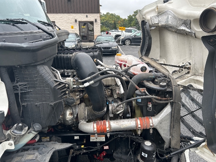 Used 2022 Freightliner Cascadia - photo 22