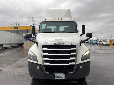 Used 2022 Freightliner Cascadia Detroit DD13 Semi Truck for sale #412110 - photo 2