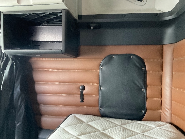 Used 2022 Freightliner Cascadia - photo 21