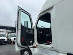 Used 2022 Freightliner Cascadia Detroit DD15AT Semi Truck with Sleeper Cab for sale #413134 - photo 9