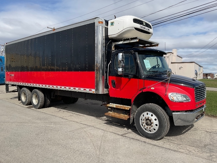 Used 2018 Freightliner M2 106 - photo 1