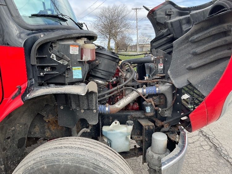 Used 2018 Freightliner M2 106 - photo 24