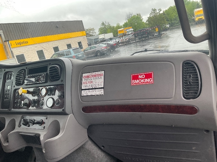 Used 2019 Freightliner M2 112 - photo 23