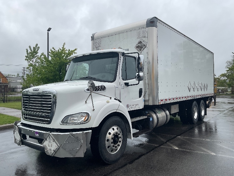Used 2019 Freightliner M2 112 - photo 5