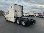 Used 2022 Freightliner Cascadia Detroit DD15AT Semi Truck with Sleeper Cab for sale #415031 - photo 5