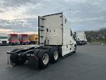 Used 2022 Freightliner Cascadia Detroit DD15AT Semi Truck with Sleeper Cab for sale #415031 - photo 7