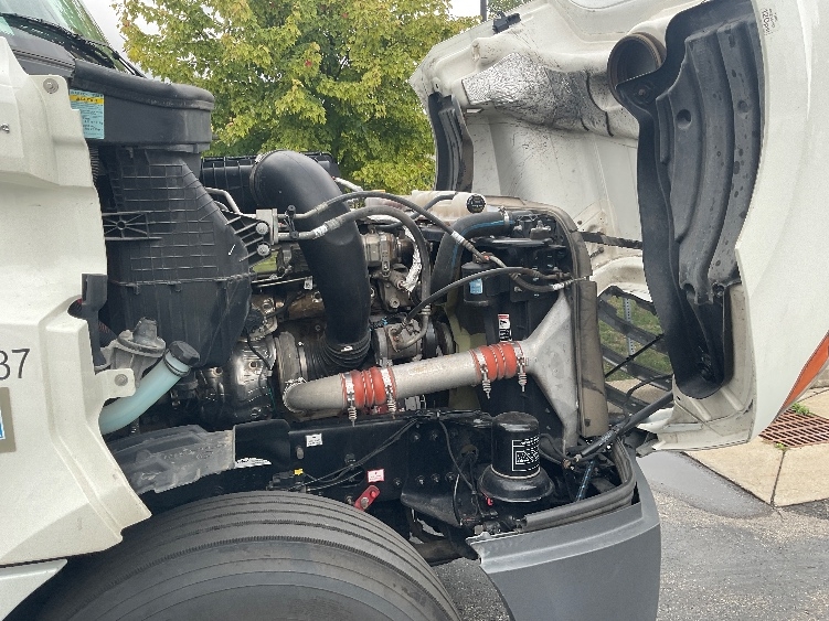 Used 2022 Freightliner Cascadia - photo 22