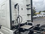 Used 2022 Freightliner Cascadia Detroit DD15AT Semi Truck with Sleeper Cab for sale #415037 - photo 22