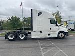 Used 2022 Freightliner Cascadia Detroit DD15AT Semi Truck with Sleeper Cab for sale #415037 - photo 8