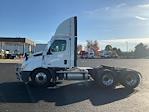 Used 2022 Freightliner Cascadia Detroit DD13 Semi Truck for sale #415205 - photo 4