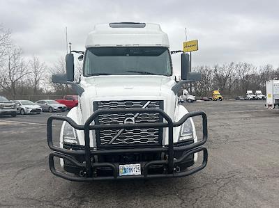Used 2022 Volvo VNL - photo 1