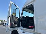 Used 2022 Volvo VNL Volvo D13 Semi Truck for sale #415807 - photo 9