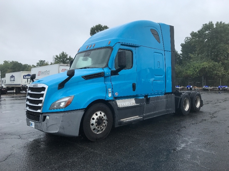 Used 2022 Freightliner Cascadia - photo 5