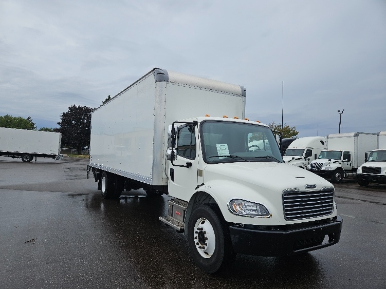 Used 2022 Freightliner M2 106 - photo 1