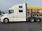 Used 2022 Volvo VNL Volvo D13 Semi Truck for sale #417185 - photo 4