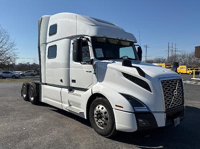 Used 2022 Volvo VNL Volvo D13 Semi Truck for sale #417187 - photo 1