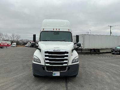 Used 2022 Freightliner Cascadia - photo 1