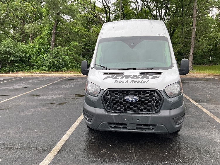 Used 2023 Ford Transit 250 - photo 2