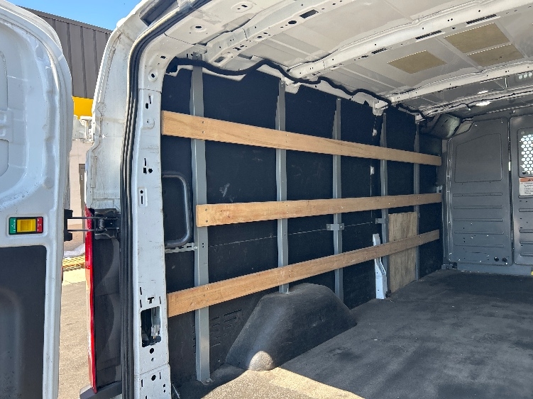 Used 2021 Ford Transit 250 - photo 11