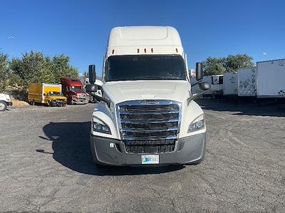 Used 2022 Freightliner Cascadia Detroit DD15AT Semi Truck with Sleeper Cab for sale #419188 - photo 2