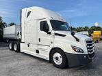 Used 2022 Freightliner Cascadia Detroit DD15AT Semi Truck with Sleeper Cab for sale #419190 - photo 1