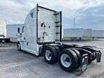 Used 2022 Freightliner Cascadia Detroit DD15AT Semi Truck with Sleeper Cab for sale #419190 - photo 5