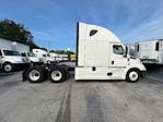 Used 2022 Freightliner Cascadia Detroit DD15AT Semi Truck with Sleeper Cab for sale #419190 - photo 8