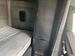 Used 2022 Freightliner Cascadia Detroit DD15AT Semi Truck with Sleeper Cab for sale #419330 - photo 18