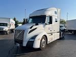 Used 2022 Volvo VNL Volvo D13 Semi Truck for sale #419371 - photo 3