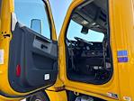 Used 2022 Freightliner Cascadia Detroit DD13 Semi Truck for sale #419450 - photo 9