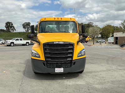 Used 2022 Freightliner Cascadia Detroit DD13 Semi Truck for sale #419511 - photo 2