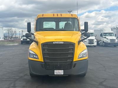 Used 2022 Freightliner Cascadia Detroit DD13 Semi Truck for sale #419513 - photo 2