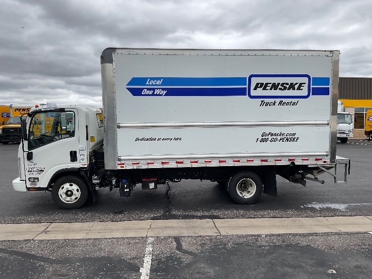 Used 2022 Isuzu NPR-HD - photo 6