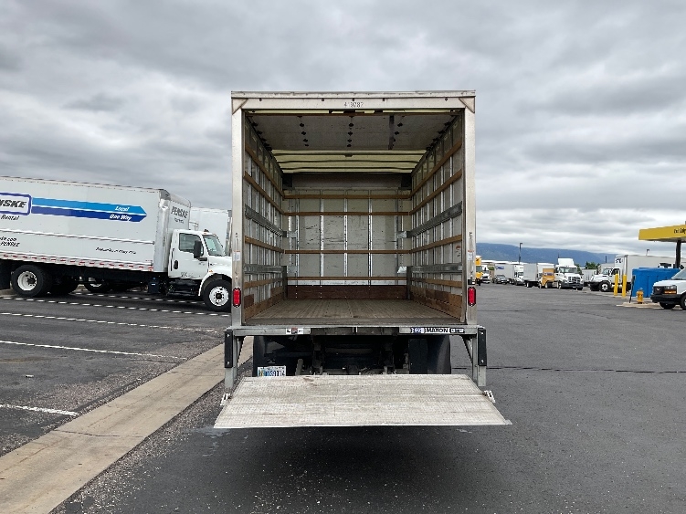 Used 2022 Isuzu NPR-HD - photo 11