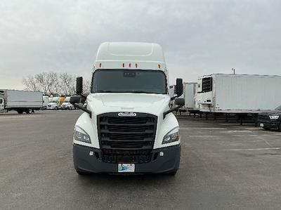 Used 2022 Freightliner Cascadia - photo 1