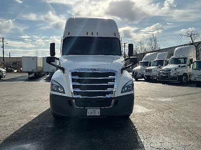 Used 2022 Freightliner Cascadia - photo 1
