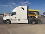 Used 2022 Freightliner Cascadia Detroit DD15AT Semi Truck with Sleeper Cab for sale #421687 - photo 4