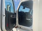 Used 2022 Freightliner Cascadia Detroit DD15AT Semi Truck with Sleeper Cab for sale #421687 - photo 9