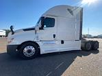 Used 2022 Freightliner Cascadia Detroit DD15AT Semi Truck with Sleeper Cab for sale #421701 - photo 4