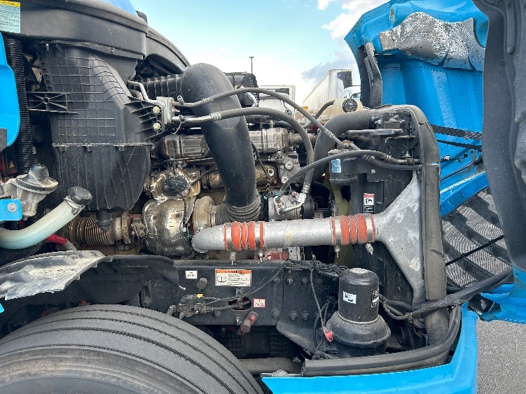 Used 2022 Freightliner Cascadia - photo 22