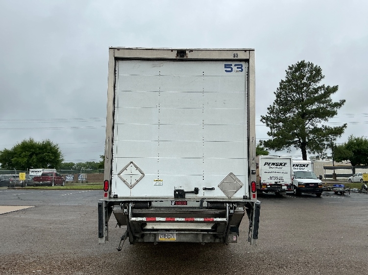 Used 2022 Freightliner M2 106 - photo 9
