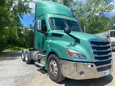 Used 2022 Freightliner Cascadia Detroit DD15AT Semi Truck for sale #424185 - photo 1