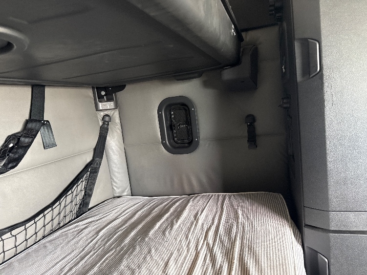 Used 2022 Freightliner Cascadia - photo 20