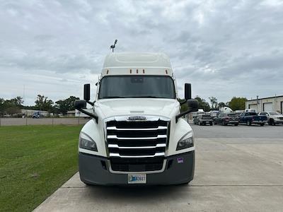 Used 2022 Freightliner Cascadia Detroit DD15AT Semi Truck with Sleeper Cab for sale #424363 - photo 2