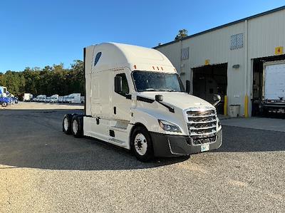 Used 2022 Freightliner Cascadia Detroit DD15AT Semi Truck with Sleeper Cab for sale #424446 - photo 1