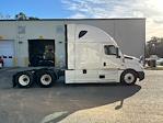 Used 2022 Freightliner Cascadia Detroit DD15AT Semi Truck with Sleeper Cab for sale #424446 - photo 8