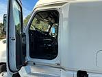 Used 2022 Freightliner Cascadia Detroit DD15AT Semi Truck with Sleeper Cab for sale #424446 - photo 9