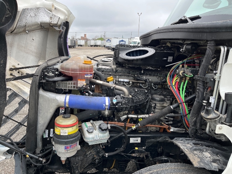 Used 2022 Freightliner Cascadia - photo 23